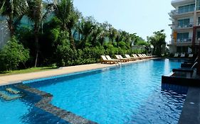 Phuket Seaview Resotel